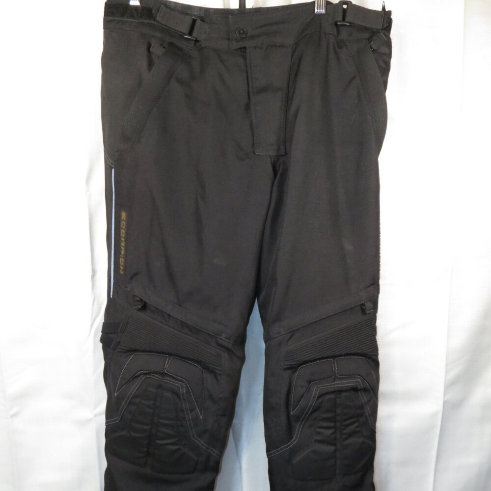 SCORPION Exo Skeletal
Protection Motorcycle Pants XL
Mens BLK Leg Zip Liner